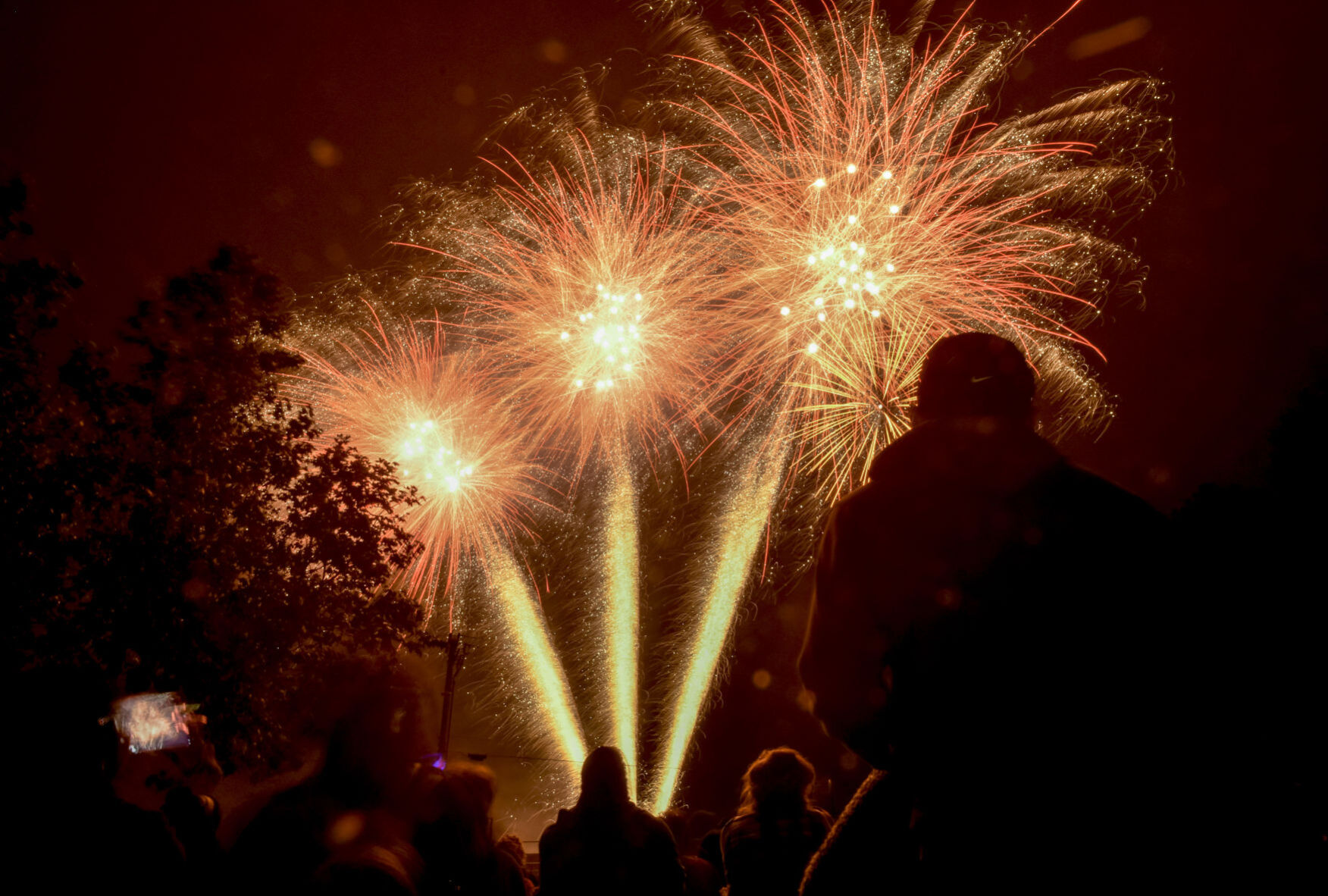 070421 Lompoc fireworks 10.JPG